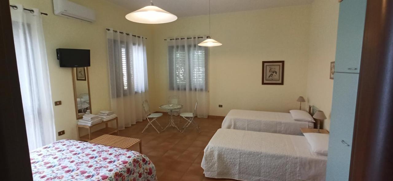 B&B Casa Piras Iun3880 Barùmini Buitenkant foto